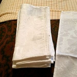 Cloth Dinner Napkins